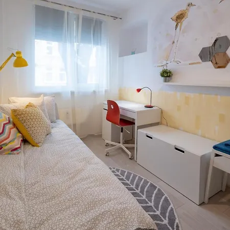 Apartament Two Bedroom Near To Doctors Garden *