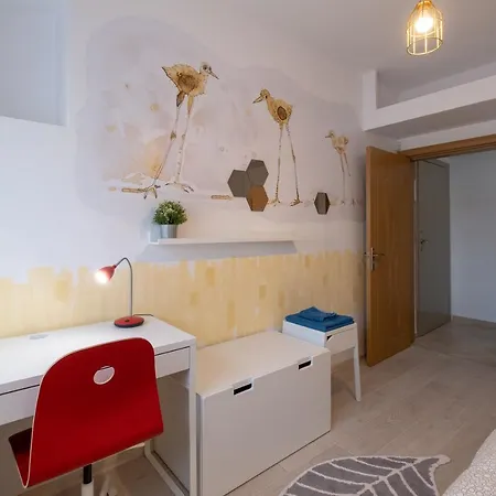 Apartmán Two Bedroom Near To Doctors Garden *