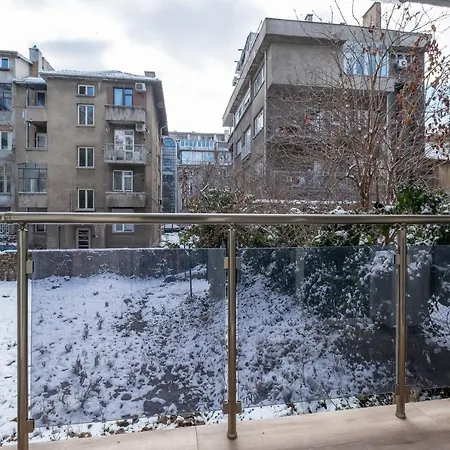 Apartmán Two Bedroom Near To Doctors Garden Sofie