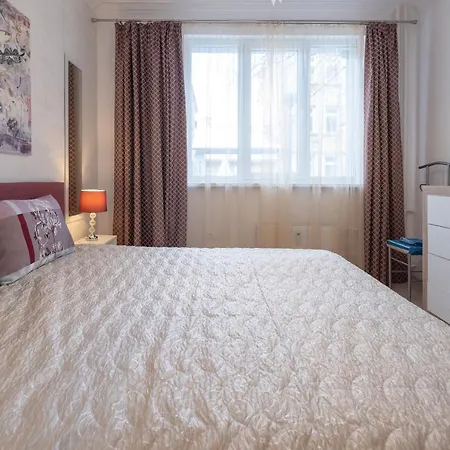 Apartamento Two Bedroom Near To Doctors Garden